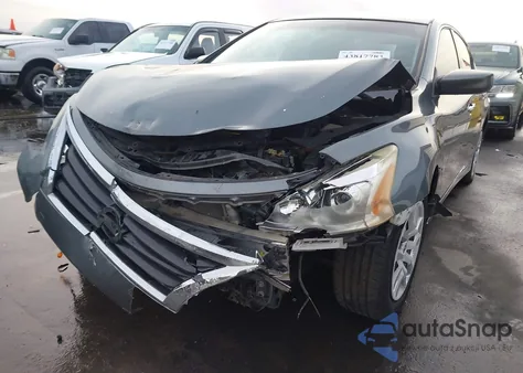 2014 Nissan Altima 2.5 S z USA, uszkodzony, nr VIN 1N4AL3AP4EN384857